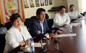 reunión de análisis de la iniciativa de Ley de Obras Públicas del Estado de Oaxaca