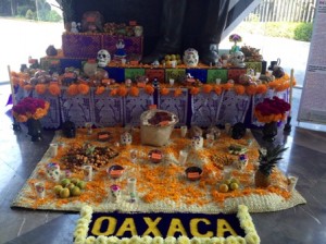 Colocan ofrendas