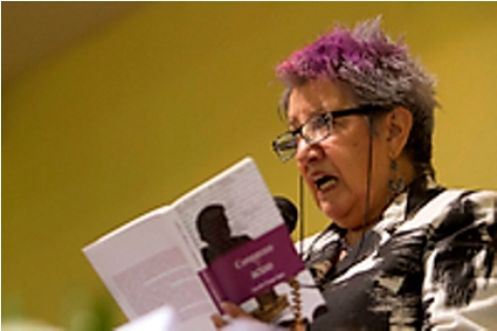 Presenta poeta Lourdes Uranga López libro “Comparezco y acuso”