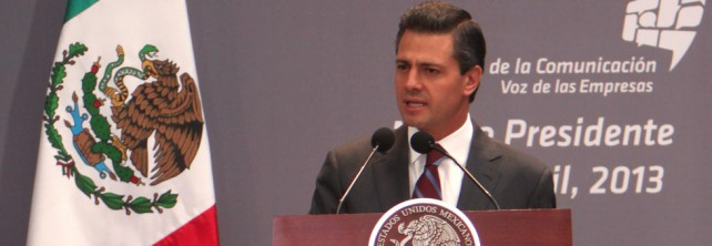 Exigen a Peña Nieto  no ceder a chantajes sobre reforma educativa