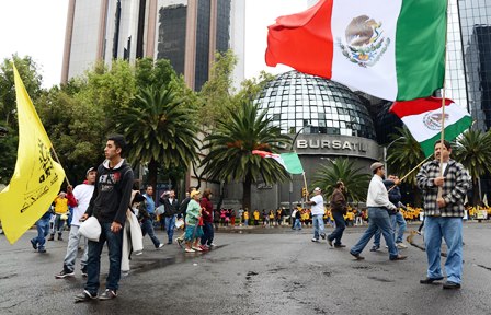 Acuerda CNTE  regresar al Zócalo de la ciudad de México
