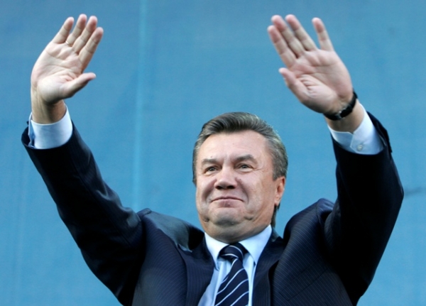 Suiza congelan cuentas y abren expedientes penales contra ex presidente de Ucrania