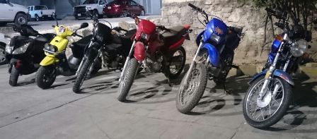 En diversos operativos en Oaxaca, recuperan siete motocicletas robadas; hay tres detenidos