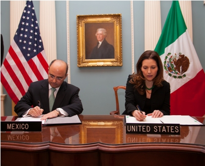 Firman México y EU memorándum de entendimiento para crear Programa de Prácticas Profesionales