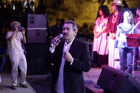Canta Oaxaca en noche bohemia en honor al compositor Álvaro carrillo