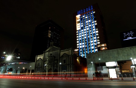 Iluminan edificio de la SRE por Día Mundial de Concienciación sobre el Autismo