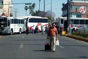 oaxaca_bloqueo_autobuses-movil