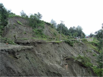 En Oaxaca, se registra derrumbe en la carretera Santa Catarina Juquila – Río Grande
