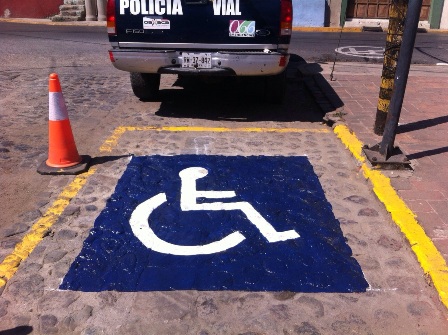 Cajones para personas con discapacidad