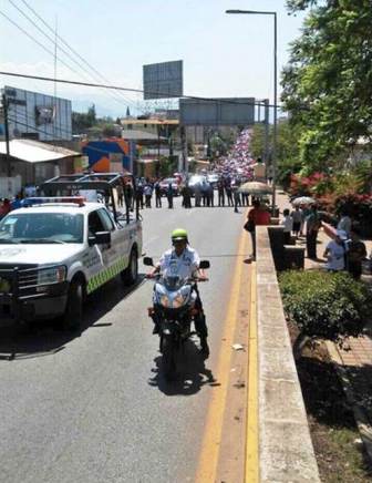 Concluyó sin incidentes marcha conmemorativa del Día del Maestro en Oaxaca