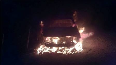 Intentan quemar viva a la alcaldesa de Catazaja; Interceptan su camioneta y le prenden fuego