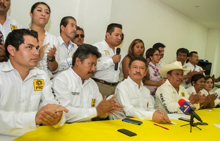 “Quieren eliminar la pluralidad y que todo se pinte de un solo color en Chiapas”: Navarrete Ruiz