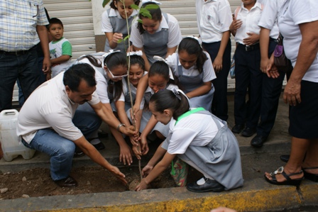 Celebra Ayuntamiento de Juchitán, Oaxaca, Día Mundial del Medio Ambiente