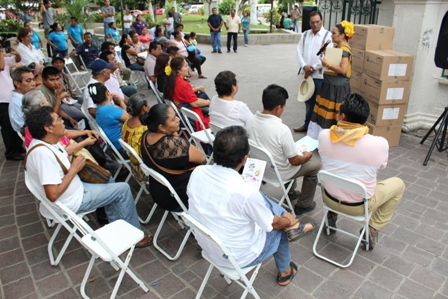 Recibe Módulo de Atención Médica donativo de medicamentos en Juchitán, Oaxaca