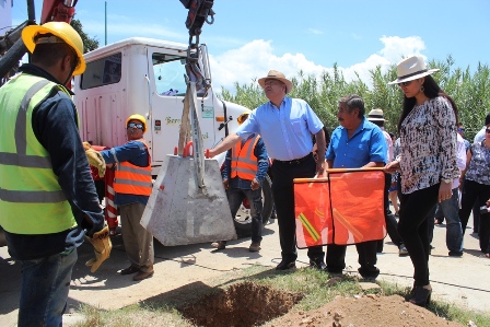 Instalan alumbrado público en Oaxaca de Juárez; Contribuye con seguridad de familias de Cinco Señores
