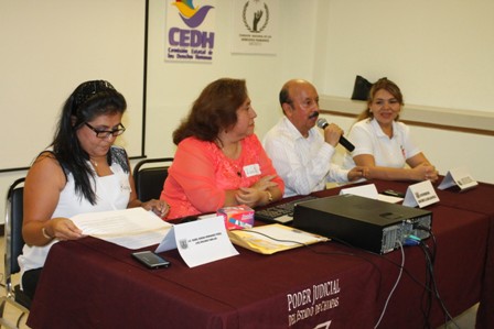 Imparte CNDH taller sobre migración y protección a periodistas y defensores