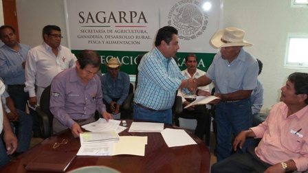 Tecnificadas más de mil 600 hectáreas del campo este año en Oaxaca