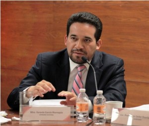presidente de la Comisión de Capacitación, Organización Electoral y Vinculación con el INE