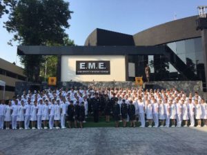 La Escuela Militar de Enfermería cuenta con 354 cadetes -28 de ellos hombres-.