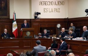 Llama a encontrar salida a los problemas del país sin recurrir a la violencia, intolerancia y división.