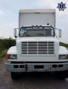 El camión fue puesto a disposición de la Fiscalía de Juchitán.