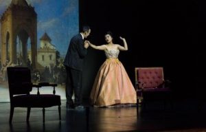 Óperas “El Barbero de Sevilla”, “Las Bodas de Fígaro”, “La Traviata” y “Carmen”.