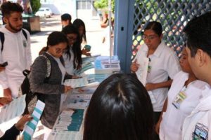 Fomentan salud sexual, reproductiva y estilos de vida saludable de la población sea o no derechohabiente.