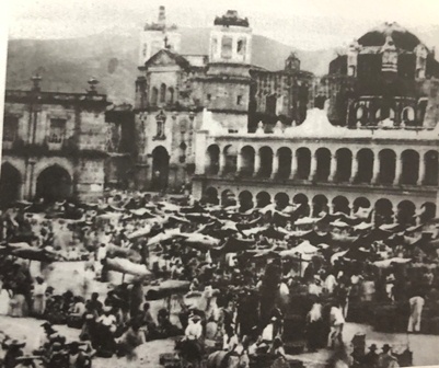 Desde 1897, la Noche de Rábanos esculpe su historia de magia, arte y tradición