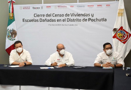 Evalúan IEEPO y comisionado en Pochutla censo de viviendas y escuelas dañadas por sismo