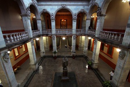 Facultad de Derecho y Ciencias Sociales