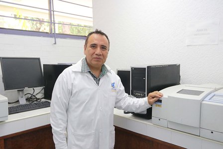 Ingerir dióxido de cloro, grave riesgo a la salud: Investigador de la UABJO