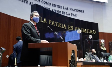 Sistema Educativo, a la altura del desafío de la pandemia, informa Esteban Moctezuma al Senado