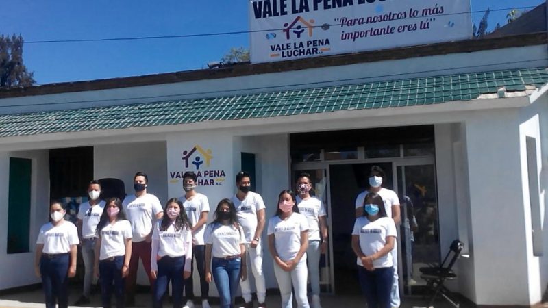 Regresar un poco de lo mucho que Zaachila les ha dado, se proponen jóvenes profesionistas organizados en la asociación civil: Vale la Pena Luchar