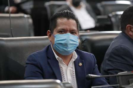 Llama senador a prevenir fraudes con insumos para atender Covid-19