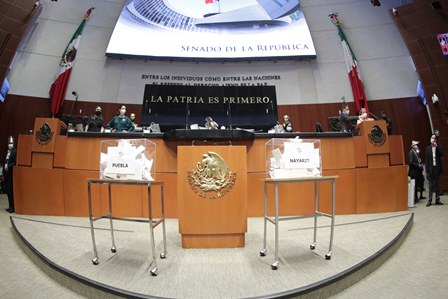 Llama Senado de la República a revertir embargo pesquero en contra de México