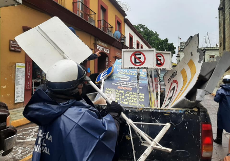 Retira Ayuntamiento de Oaxaca 458 objetos de la vía pública con el Operativo “Barredora”