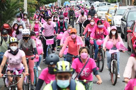 Con rodada ciclista, llaman a mujeres al autocuidado y autoexploración periódica