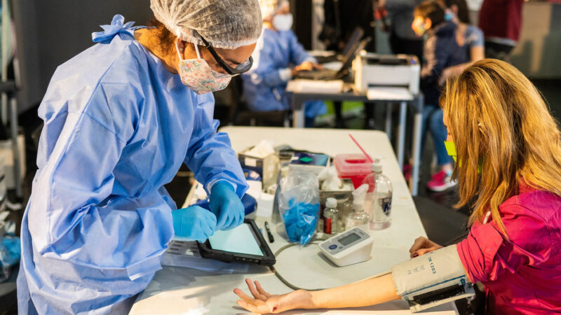 La OMS desaconseja uso de plasma de pacientes convalecientes para tratar la COVID-19