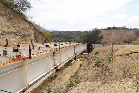 Registra autopista Oaxaca-Costa un avance del 74.64 por ciento