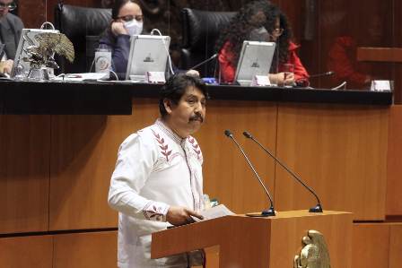 Propone senador que el Servicio Exterior Mexicano refleje la composición pluricultural de México