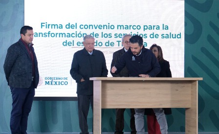Firman gobiernos de México y Tlaxcala convenio marco para la transformación de servicios de salud de la entidad