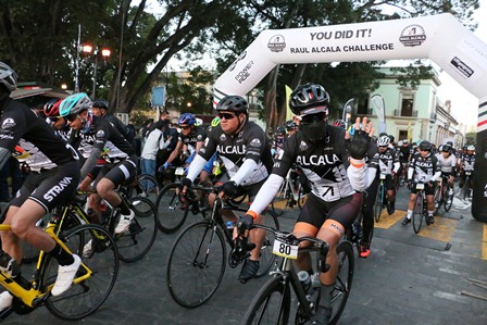 Participan más de 300 pedalistas en el “Raúl Alcalá Challenge” en Oaxaca
