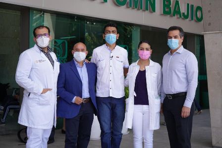 Salvan médicos especialistas del IMSS Guanajuato a paciente con pocas posibilidades de vida por cáncer en el hígado