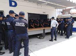 Rebelión en la  Policía Auxiliar de Oaxaca por la violación de sus derechos labores y humanos, en el gobierno de Alejandro Murat -Video-