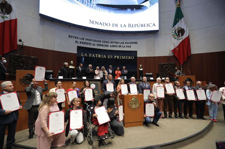 Reconoce Senado de la República a autores y compositores mexicanos