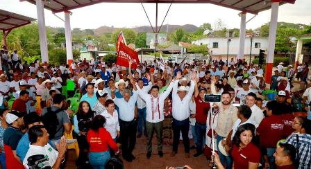 Desde Ixcapa, la izquierda histórica llama a votar por Salomón Jara