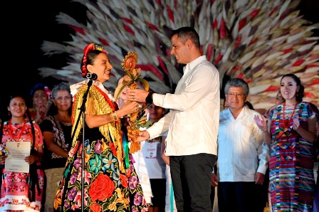 Jacsenic Maybeth Rodas González, de Santo Domingo Tehuantepec, electa diosa Centéotl 2022