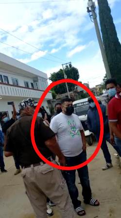 Rescatan policías municipales y estatales de Oaxaca a 31 migrantes cubanos