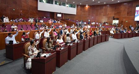 Legisla Congreso para garantizar paridad de género en Oaxaca