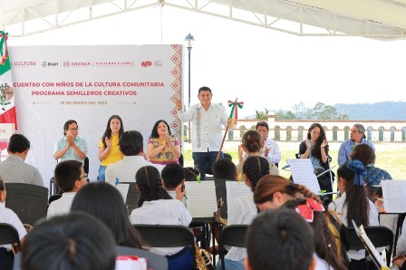 Garantizan gobiernos del Estado y de la República derechos culturales para el pueblo de Oaxaca